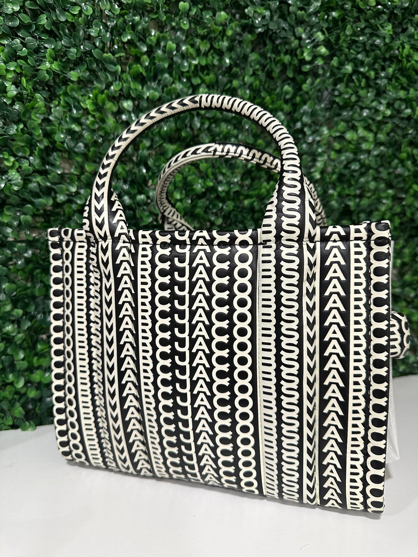 Marc Jacobs tote